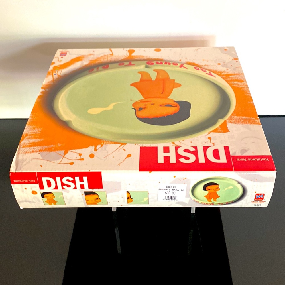 YOSHITOMO NARA NWT “TOO YOUNG TO DIE” ASHTRAY-AUTHENTIC W/ALL ORIGINAL PACKAGING - Picture 3 of 11
